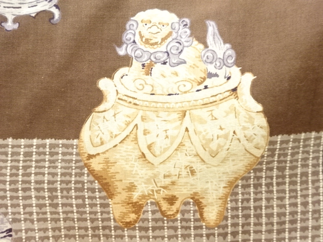 JAPANESE KIMONO / ANTIQUE HAORI / SILK / TEA UTENSILS PATTERN(LINING)